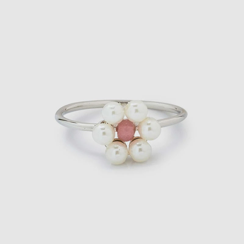 Bitty Pearl Flower Ring